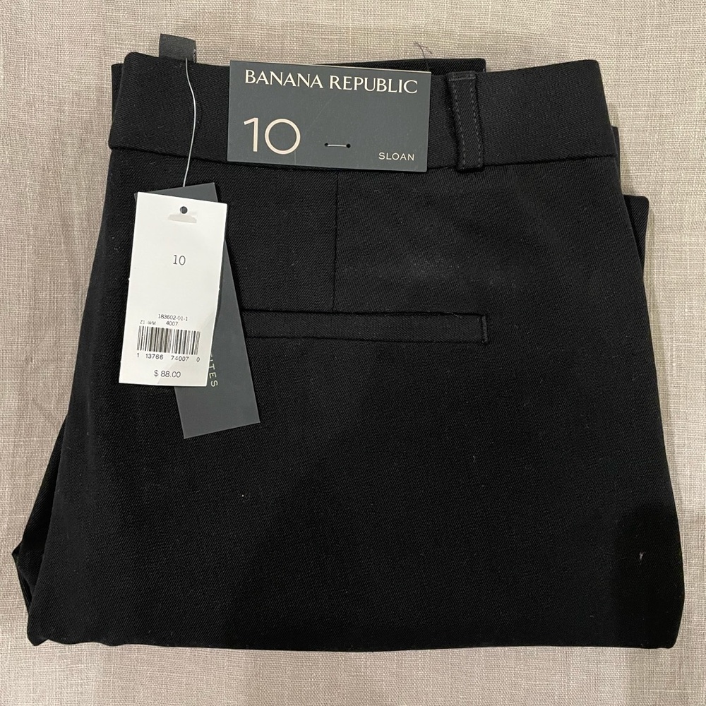 Banana Republic black ankle-length pants